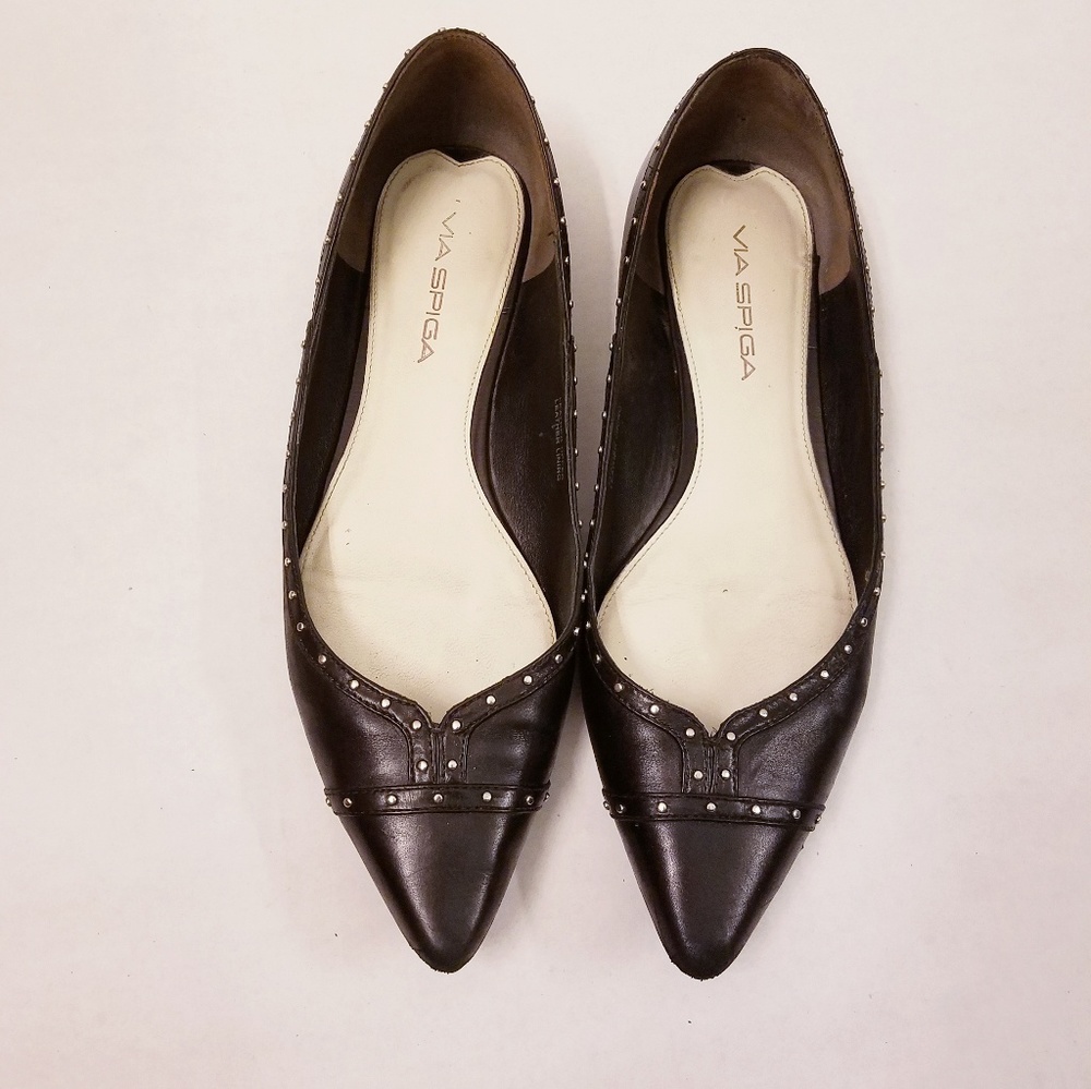 Leather studded Via Spiga flats